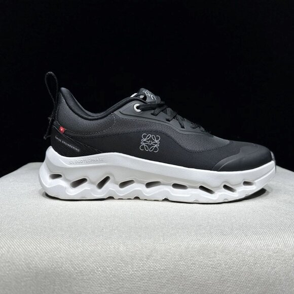 On x LOEWE Cloudtilt 2.0 Black Men's Sneakers Shoes - Picture 3 of 6